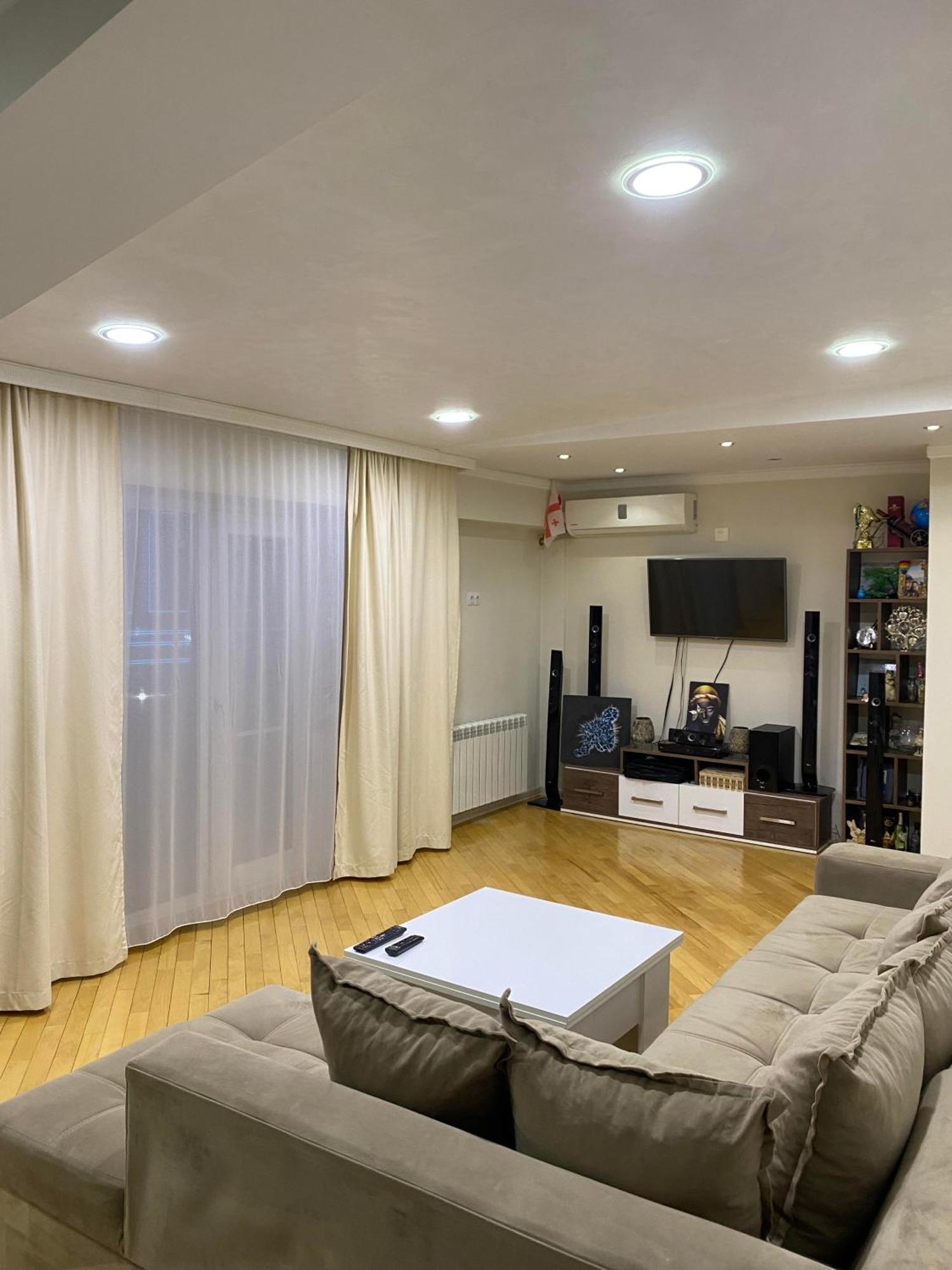 Big Flat In Batumi Apartment Bagian luar foto