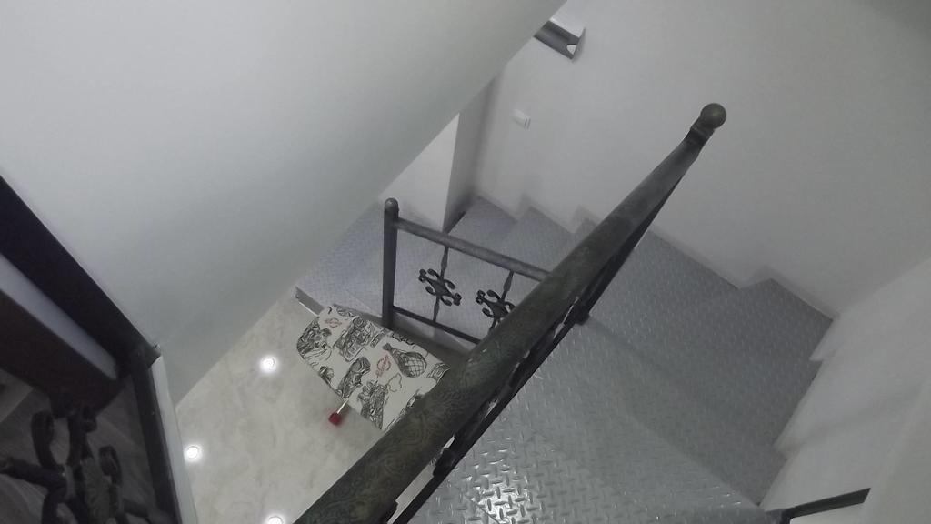 Big Flat In Batumi Apartment Bagian luar foto
